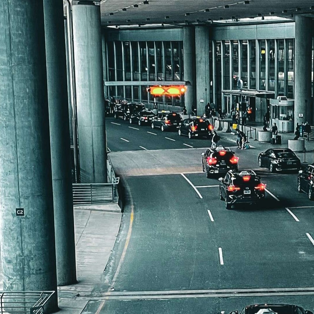 Airport & Seaport Transfers